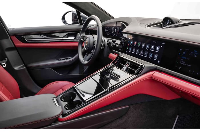 New Porsche Panamera interior revealed